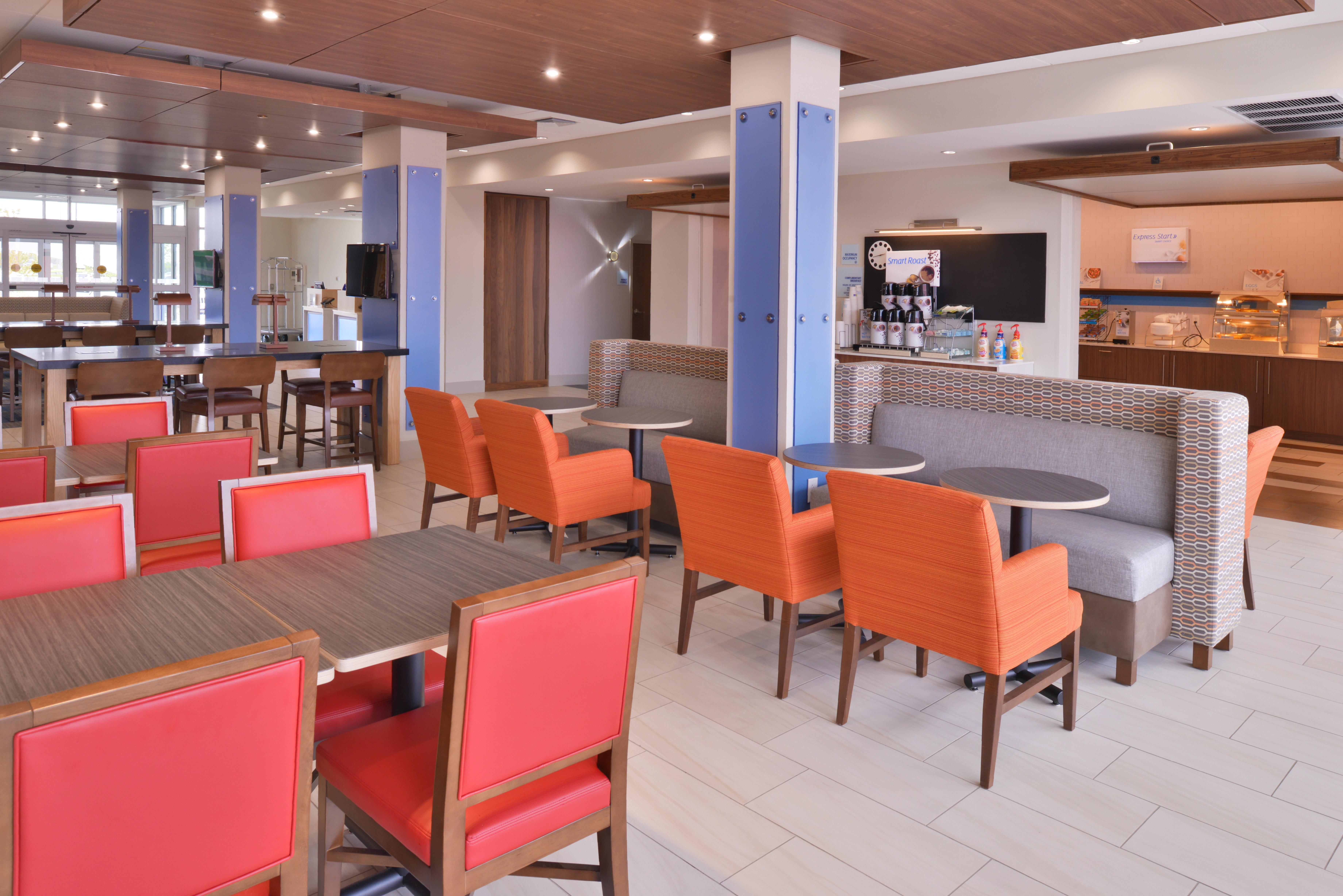 Holiday Inn Express & Suites Madison By Ihg Kültér fotó