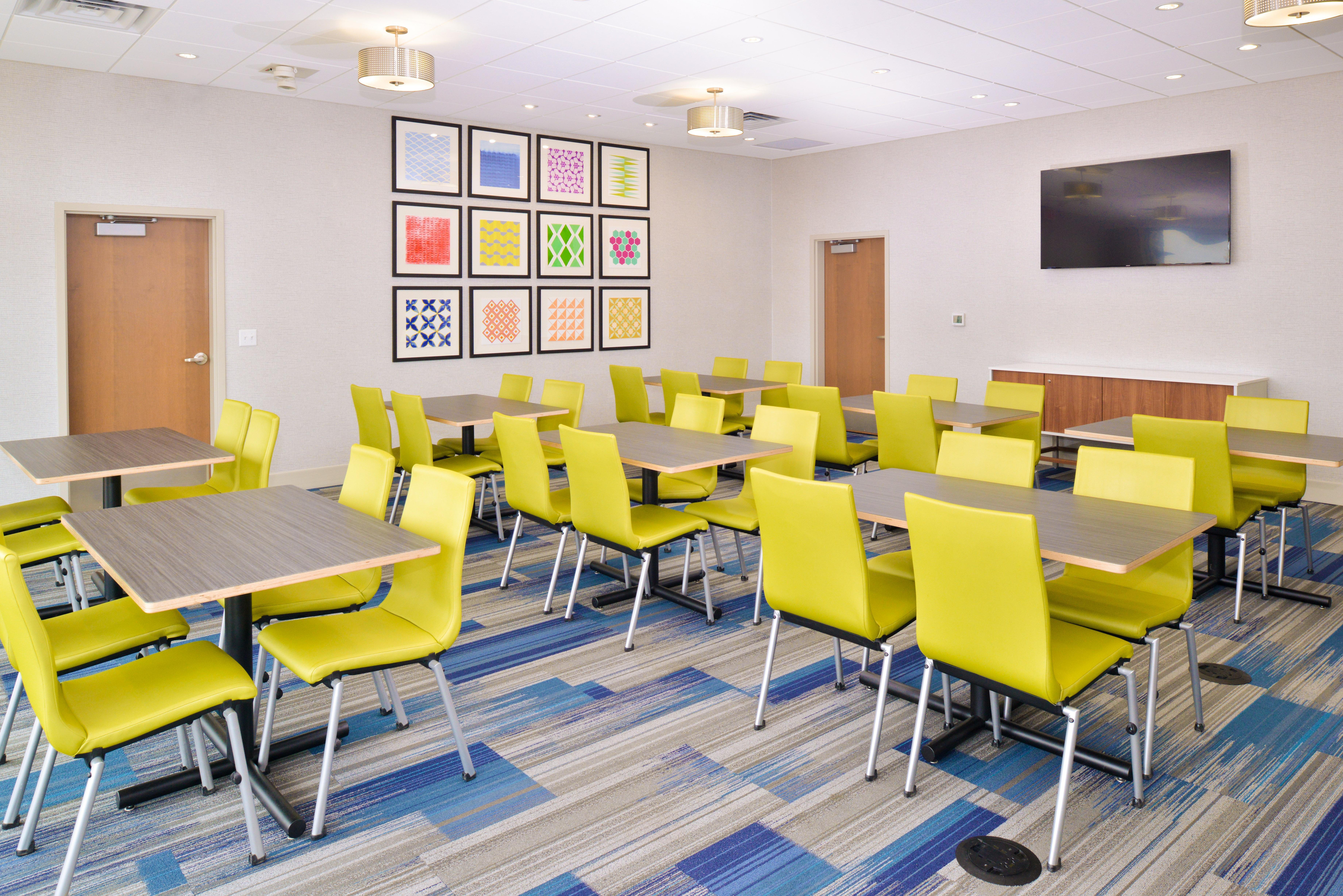 Holiday Inn Express & Suites Madison By Ihg Kültér fotó