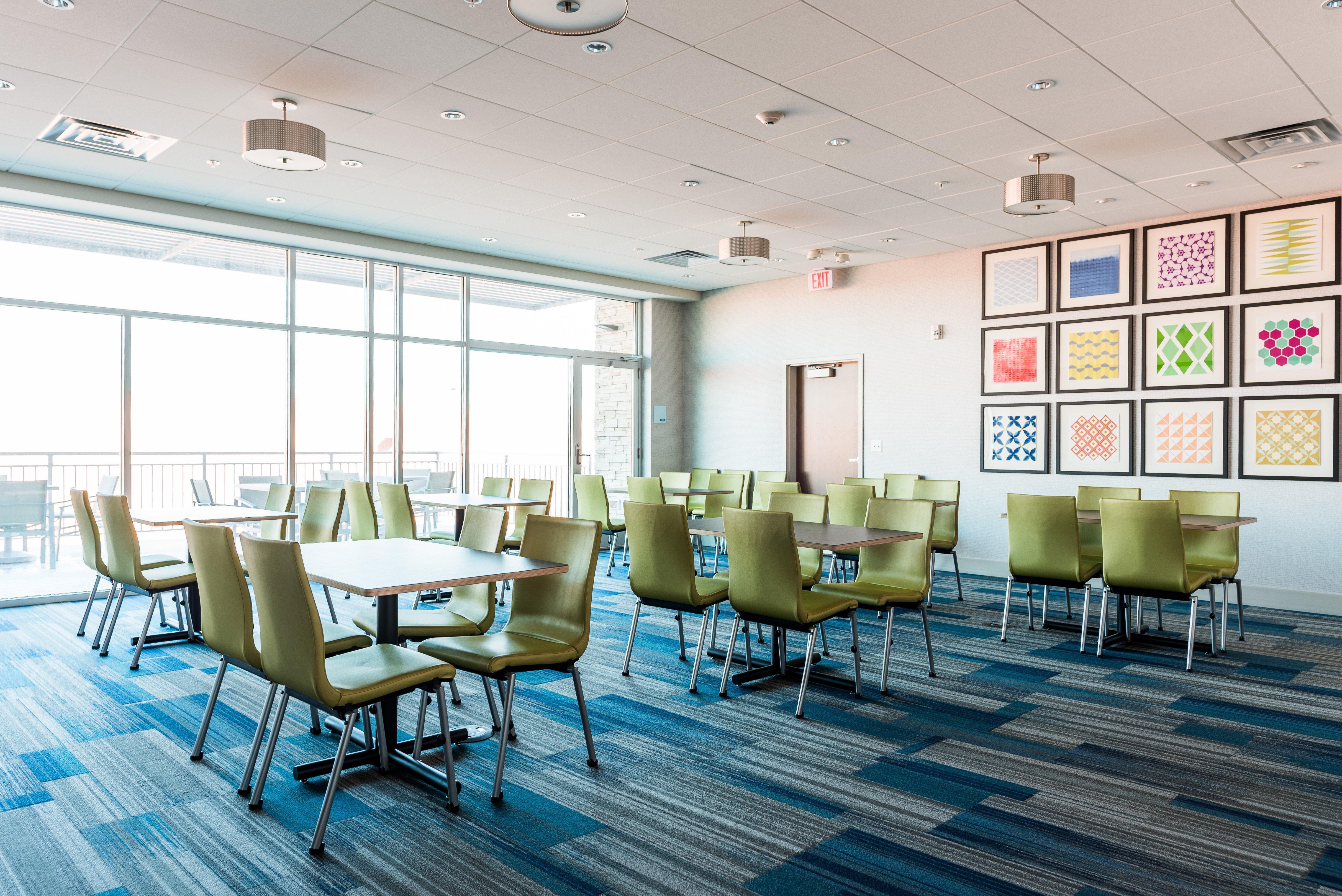 Holiday Inn Express & Suites Madison By Ihg Kültér fotó