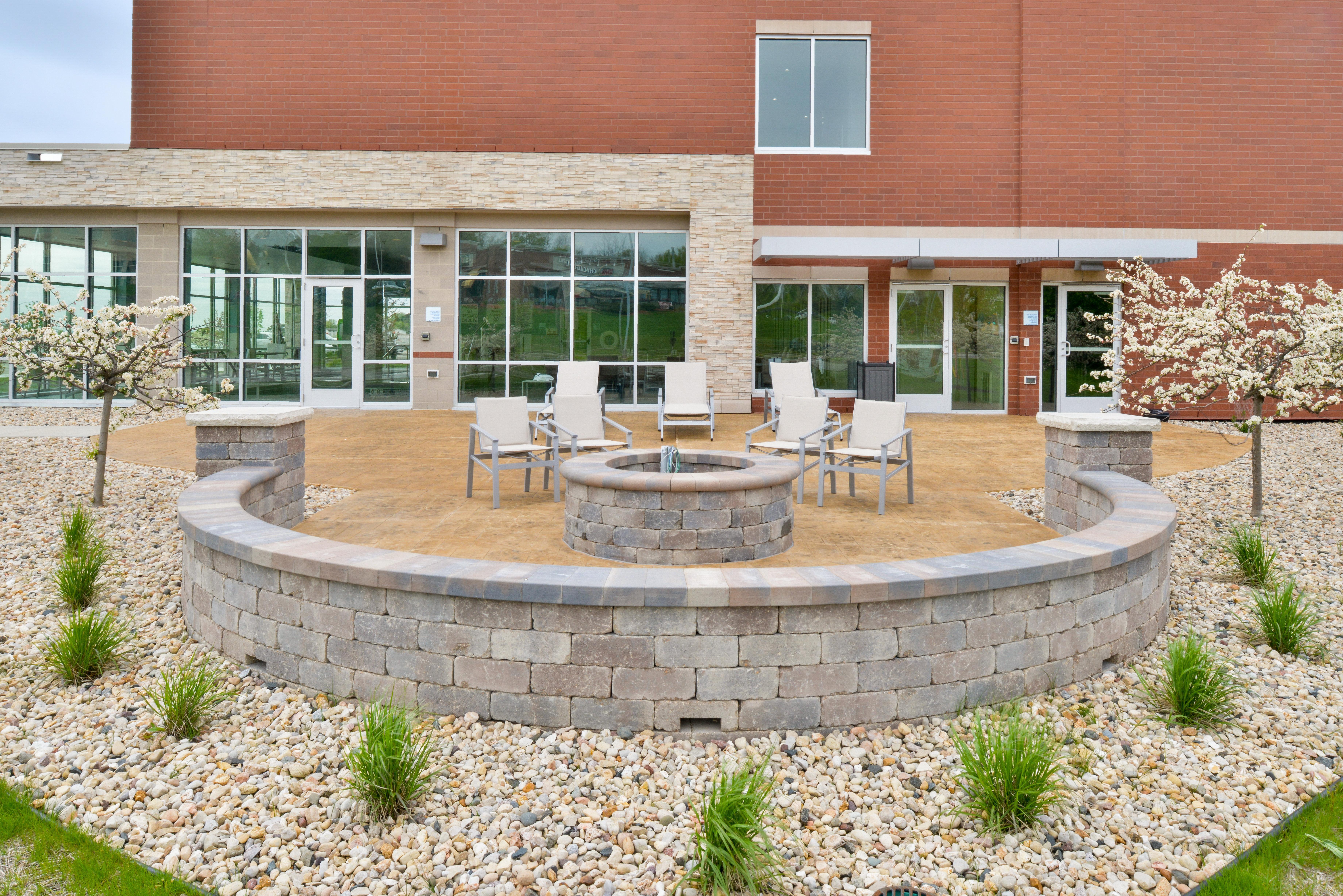 Holiday Inn Express & Suites Madison By Ihg Kültér fotó
