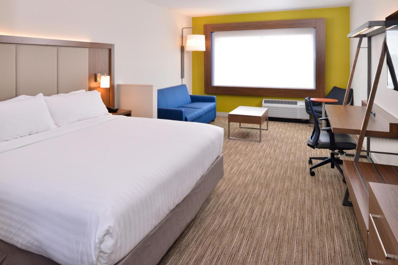 Holiday Inn Express & Suites Madison By Ihg Kültér fotó